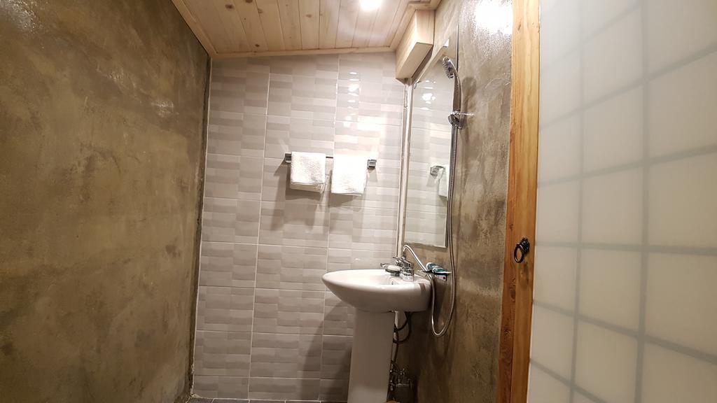 Ohnewwall Guesthouse Jeonju Luaran gambar