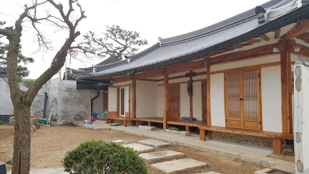 Ohnewwall Guesthouse Jeonju Luaran gambar