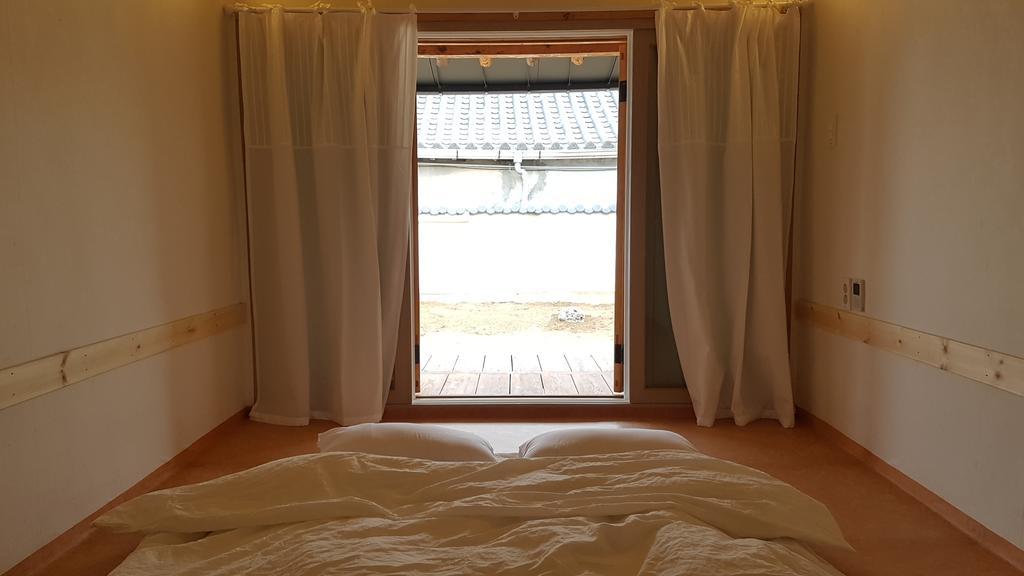 Ohnewwall Guesthouse Jeonju Luaran gambar
