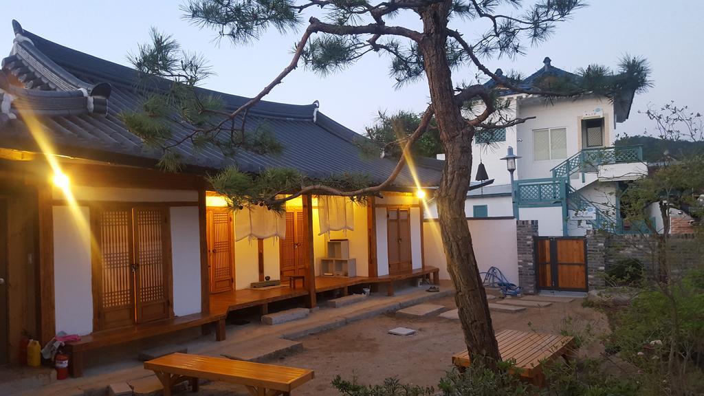 Ohnewwall Guesthouse Jeonju Luaran gambar
