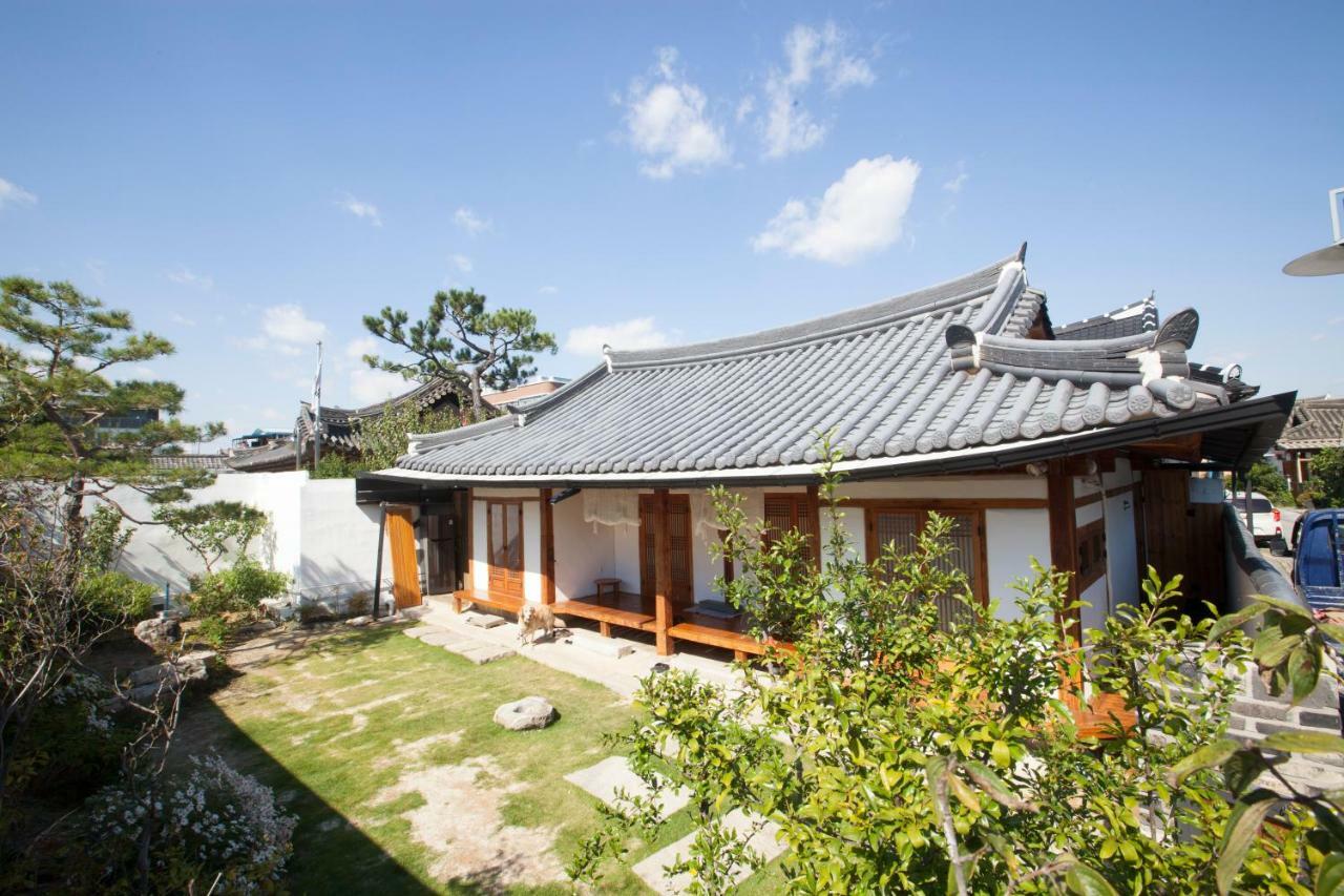 Ohnewwall Guesthouse Jeonju Luaran gambar